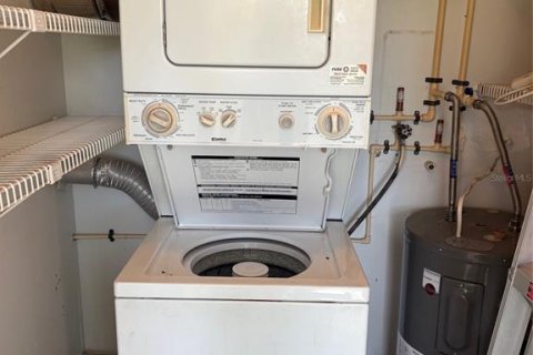 Condominio en alquiler en Sun City Center, Florida, 2 dormitorios, 89.19 m2 № 1901778 - foto 30