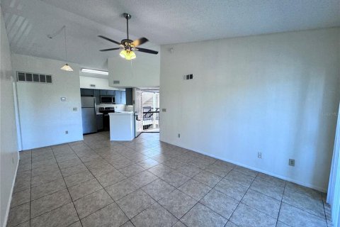 Copropriété à louer à Orlando, Floride: 2 chambres, 80.27 m2 № 2313422 - photo 5