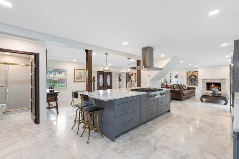House in Orlando, Florida 4 bedrooms, 212.65 sq.m. № 1893956 - photo 7