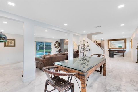House in Orlando, Florida 4 bedrooms, 212.65 sq.m. № 1893956 - photo 13