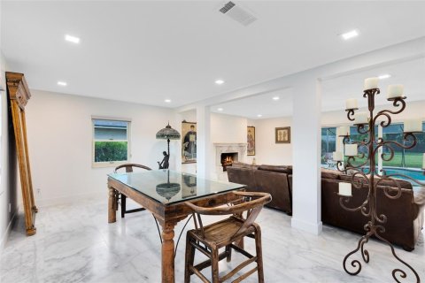 House in Orlando, Florida 4 bedrooms, 212.65 sq.m. № 1893956 - photo 14