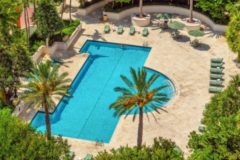 Купить кондоминиум в Ки-Бискейн, Флорида 3 спальни, 232.26м2, № 2047478 - фото 30