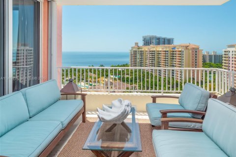 Купить кондоминиум в Ки-Бискейн, Флорида 3 спальни, 232.26м2, № 2047478 - фото 19