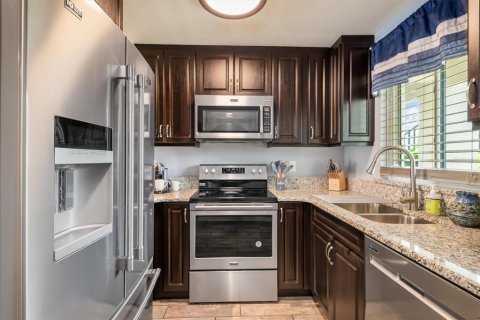 Condo in Punta Gorda, Florida, 2 bedrooms  № 2227663 - photo 14