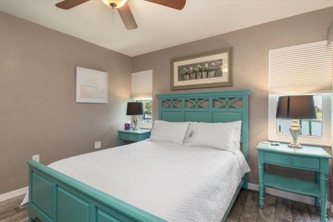 Condo in Punta Gorda, Florida, 2 bedrooms  № 2227663 - photo 17
