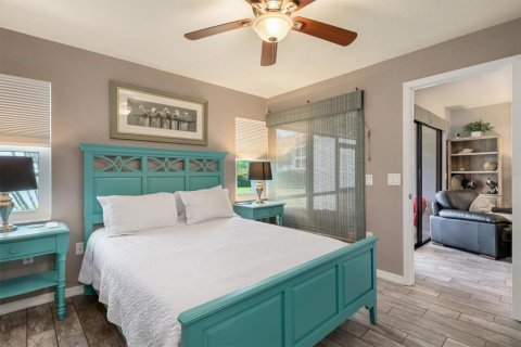 Condo in Punta Gorda, Florida, 2 bedrooms  № 2227663 - photo 15