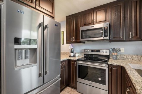 Condo in Punta Gorda, Florida, 2 bedrooms  № 2227663 - photo 13