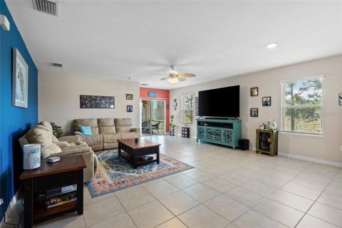 House in Punta Gorda, Florida 3 bedrooms, 162.02 sq.m. № 1805641 - photo 30