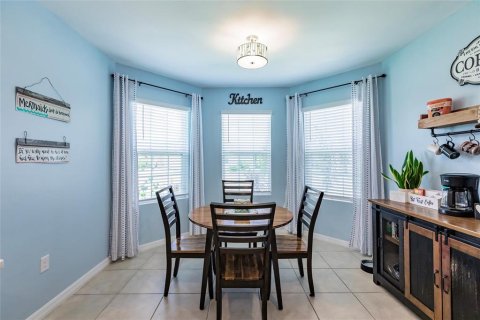 House in Punta Gorda, Florida 3 bedrooms, 162.02 sq.m. № 1805641 - photo 12