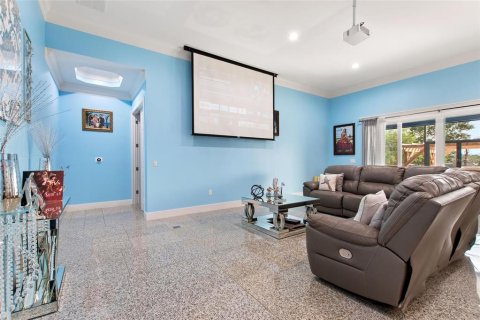 Villa ou maison à vendre à Haines City, Floride: 4 chambres, 322.65 m2 № 2148423 - photo 23