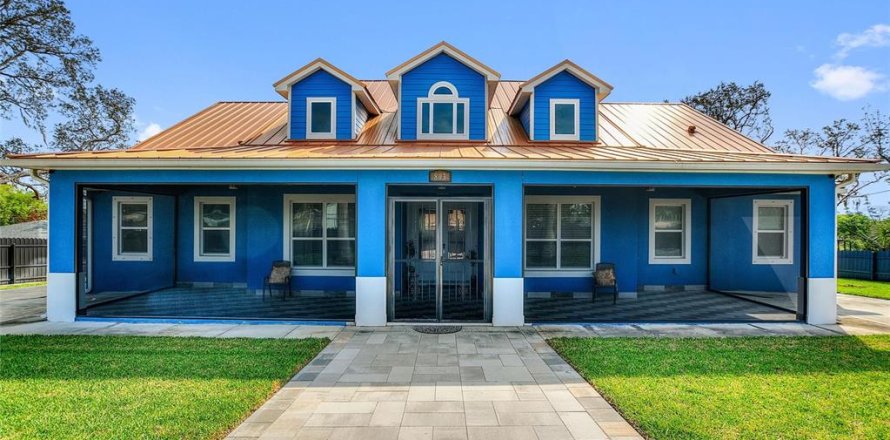 Villa ou maison à Haines City, Floride 4 chambres, 322.65 m2 № 2148423