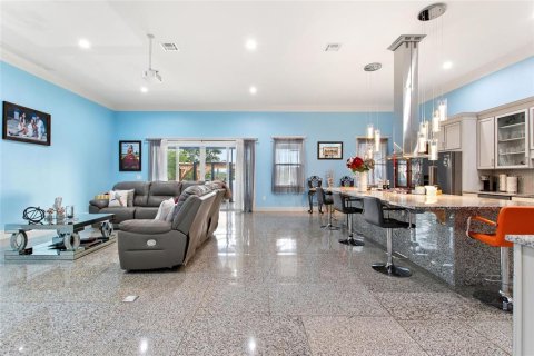 Villa ou maison à vendre à Haines City, Floride: 4 chambres, 322.65 m2 № 2148423 - photo 8