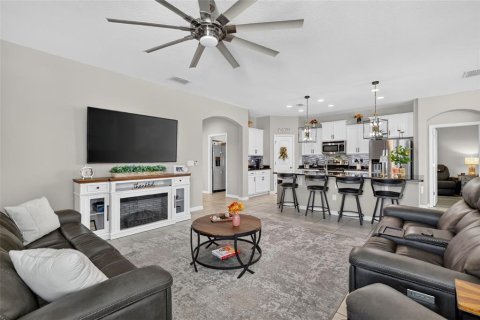 Villa ou maison à vendre à Eustis, Floride: 4 chambres, 193.61 m2 № 2388646 - photo 14