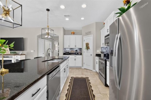 Villa ou maison à vendre à Eustis, Floride: 4 chambres, 193.61 m2 № 2388646 - photo 18