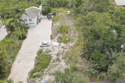 Terreno en venta en Tampa, Florida № 1689798 - foto 10