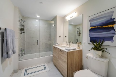 Copropriété à vendre à North Miami Beach, Floride: 1 chambre, 87.05 m2 № 2033761 - photo 17