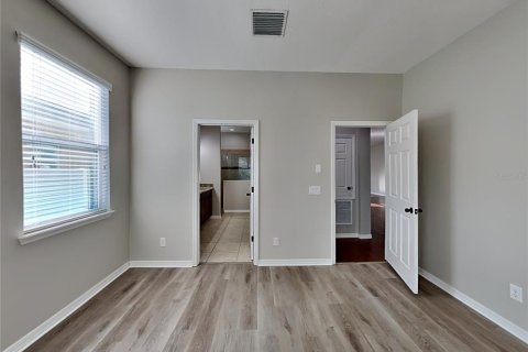 House in Wesley Chapel, Florida 4 bedrooms, 212.1 sq.m. № 1911906 - photo 6