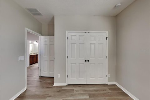 House in Wesley Chapel, Florida 4 bedrooms, 212.1 sq.m. № 1911906 - photo 11