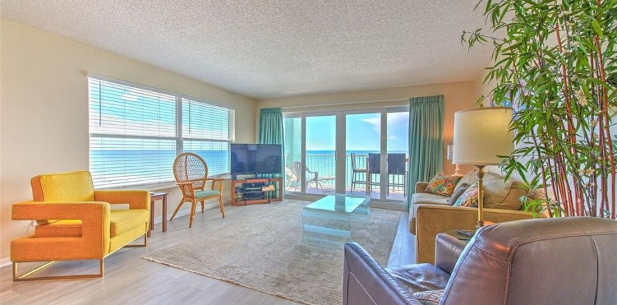 Condo in North Redington Beach, Florida, 2 bedrooms № 1904896