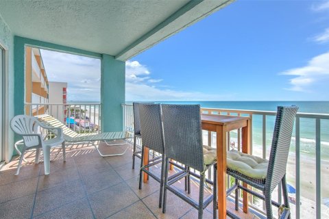 Condo in North Redington Beach, Florida, 2 bedrooms  № 1904896 - photo 28
