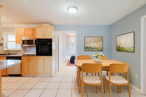 Купить виллу или дом в Олдсмар, Флорида 9 комнат, 114.55м2, № 2231433 - фото 14
