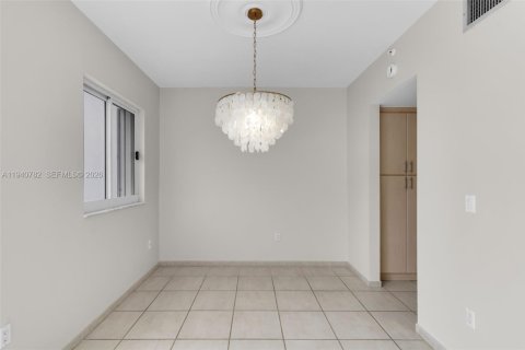 Купить кондоминиум в Ки-Бискейн, Флорида 3 спальни, 126.35м2, № 2003355 - фото 26