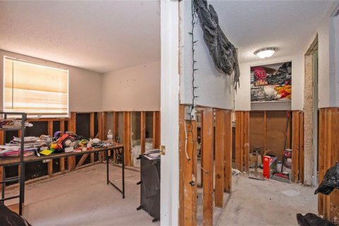 Condo in Largo, Florida, 2 bedrooms  № 1918657 - photo 8