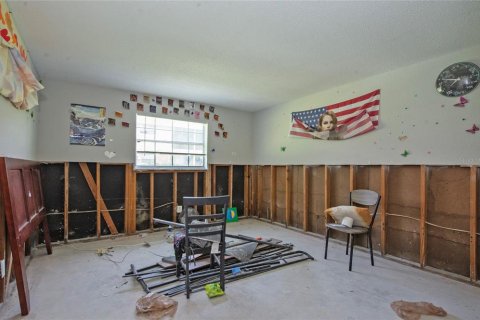 Condo in Largo, Florida, 2 bedrooms  № 1918657 - photo 5