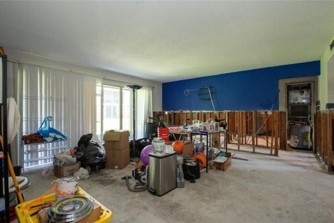 Condo in Largo, Florida, 2 bedrooms  № 1918657 - photo 11