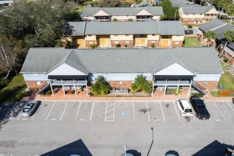 Condo in Largo, Florida, 2 bedrooms  № 1918657 - photo 18