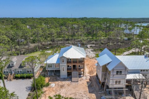 Villa ou maison à vendre à Santa Rosa Beach, Floride: 4 chambres, 285.12 m2 № 590471 - photo 1