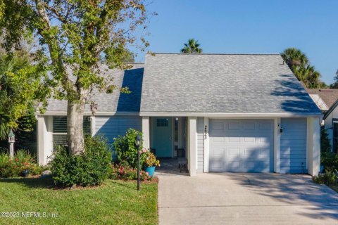 House in Ponte Vedra Beach, Florida 2 bedrooms, 103.31 sq.m. № 835649 - photo 1