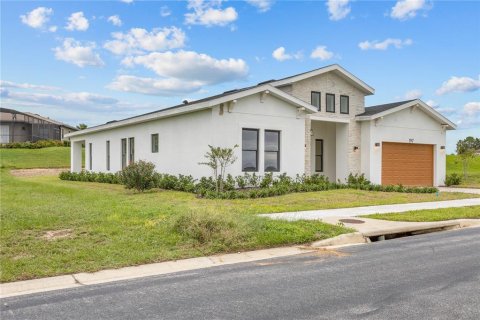 Villa ou maison à vendre à Auburndale, Floride: 4 chambres, 245.08 m2 № 1343933 - photo 4