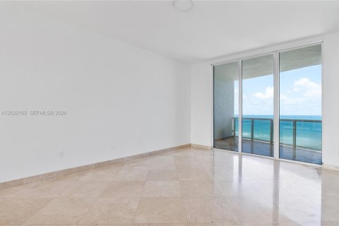Copropriété à vendre à Sunny Isles Beach, Floride: 3 chambres, 216.18 m2 № 2181523 - photo 8