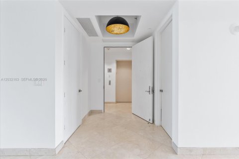 Copropriété à vendre à Sunny Isles Beach, Floride: 3 chambres, 216.18 m2 № 2181523 - photo 4