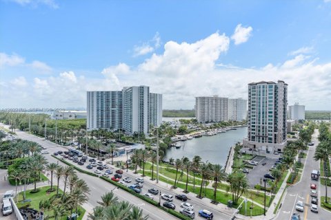 Copropriété à vendre à Sunny Isles Beach, Floride: 3 chambres, 216.18 m2 № 2181523 - photo 18