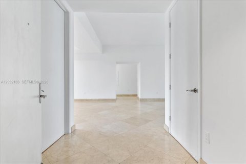 Copropriété à vendre à Sunny Isles Beach, Floride: 3 chambres, 216.18 m2 № 2181523 - photo 3