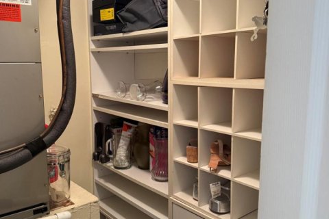 Condo in Coral Springs, Florida, 1 bedroom  № 2176762 - photo 12