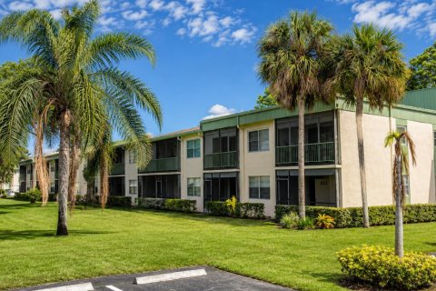 Condo in Coral Springs, Florida, 1 bedroom  № 2176762 - photo 20