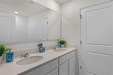 Adosado en venta en Kissimmee, Florida, 3 dormitorios, 149.94 m2 № 1903745 - foto 9