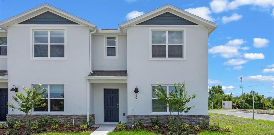 Adosado en Kissimmee, Florida 3 dormitorios, 149.94 m2 № 1903745