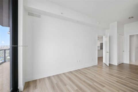 Copropriété à louer à Hallandale Beach, Floride: 2 chambres, 117.43 m2 № 1969645 - photo 28