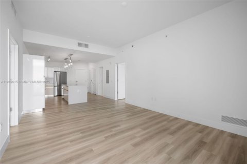 Copropriété à louer à Hallandale Beach, Floride: 2 chambres, 117.43 m2 № 1969645 - photo 14