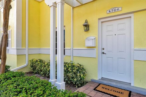 Townhouse in Saint Petersburg, Florida 2 bedrooms, 94.95 sq.m. № 1576686 - photo 27