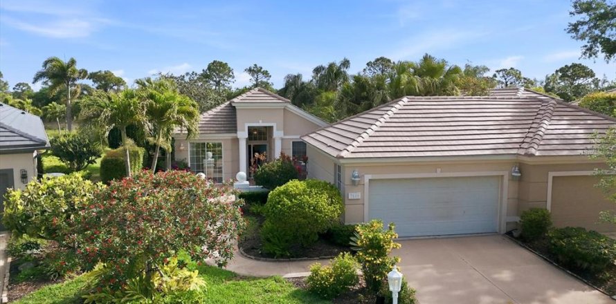 Villa ou maison à University Park, Floride 2 chambres, 148.36 m2 № 2093305