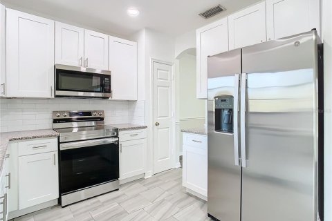 Touwnhouse à louer à Wesley Chapel, Floride: 3 chambres, 15.79 m2 № 2104905 - photo 5