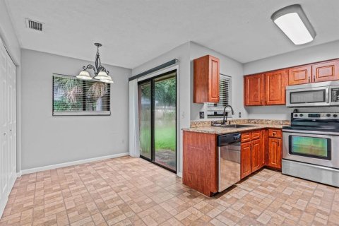 Villa ou maison à vendre à Palm Coast, Floride: 3 chambres, 139.07 m2 № 2361335 - photo 6
