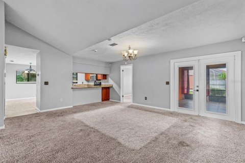 Villa ou maison à vendre à Palm Coast, Floride: 3 chambres, 139.07 m2 № 2361335 - photo 8