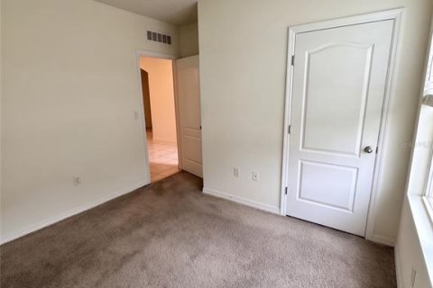 Villa ou maison à louer à Davenport, Floride: 4 chambres, 171.96 m2 № 2437287 - photo 10