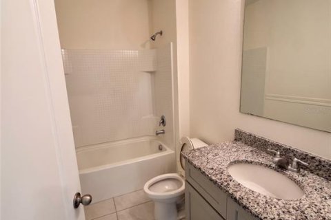 Villa ou maison à louer à Davenport, Floride: 4 chambres, 171.96 m2 № 2437287 - photo 9